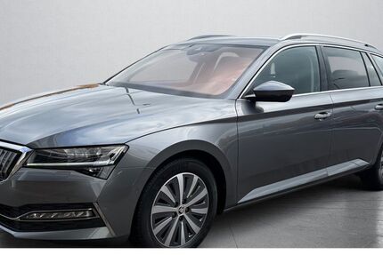 Skoda Superb 64.090 km 24.980 € Daun 54550