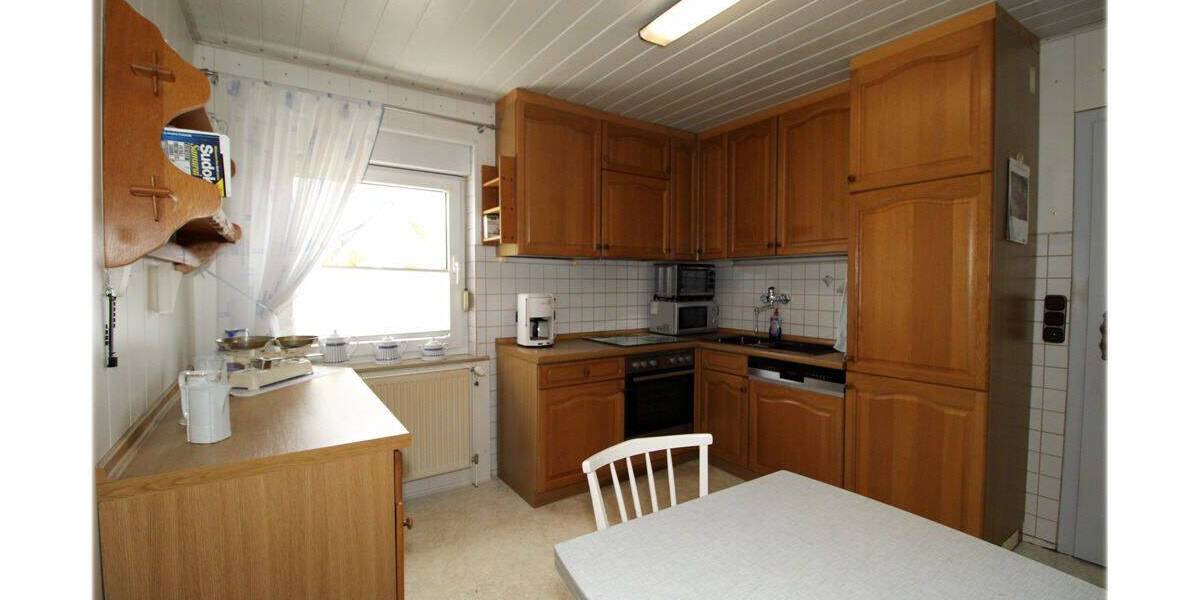 Reihenmittelhaus Korbach - 8 Zimmer, 103 m&sup2;, 164.000&euro; | Angebot:26844089