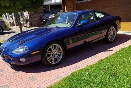Jaguar XKR