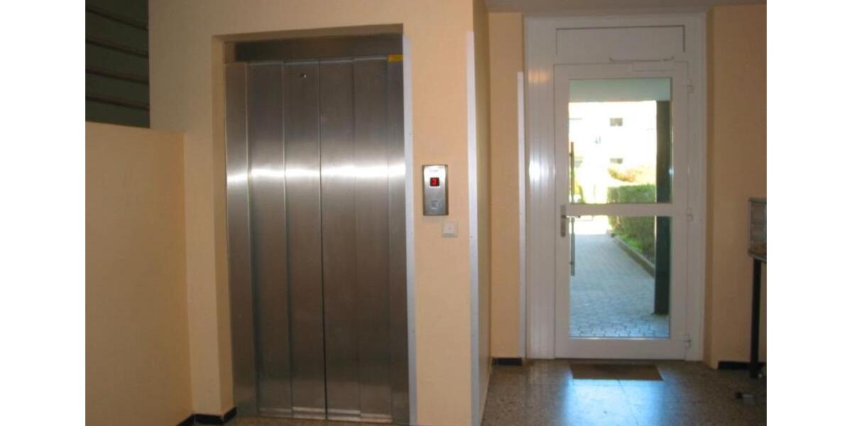 Etagenwohnung Fürstenfeldbruck - 2.5 Zimmer, 74 m&sup2;, 1.080&euro; | Angebot:26260724