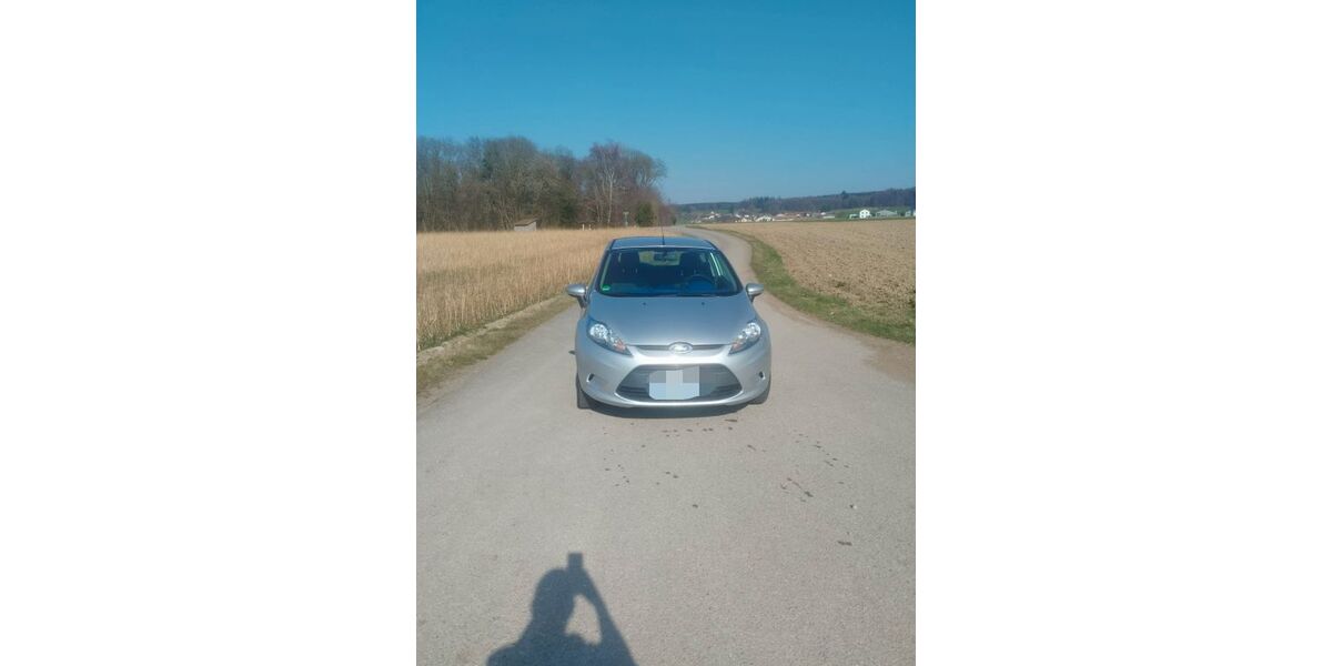 Ford Fiesta 58.000 km 3.999 &euro; Markt Wald 86865