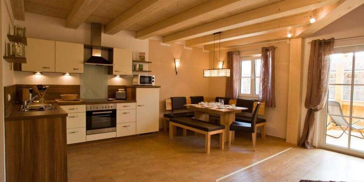 Schöne, helle, voll möblierte 104 qm Wohnung zu vermieten 2 zimmer