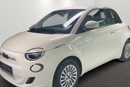Fiat 500e 12.300 km 19.890 € München 80339