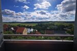 Heringen-Widdershausen, 2 ZKB im DG + Balkon - Dachgeschoßwohnung Heringen (Werra) Widdershausen | Angebot:26179802