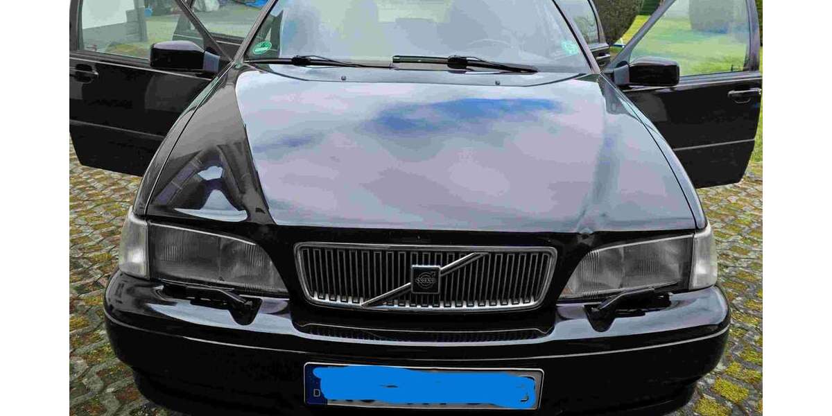 Volvo V70 304.000 km 2.500 &euro; Koblenz 56072