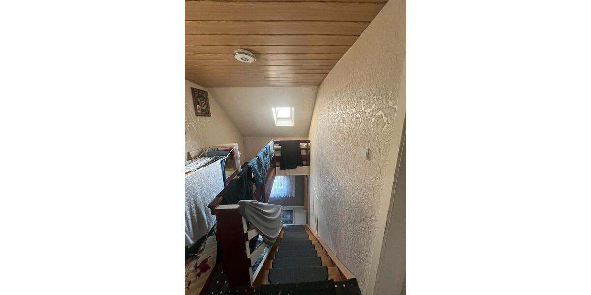 Einfamilienhaus Willebadessen - 7 Zimmer, 174 m&sup2;, 110.000&euro; | Angebot:26698052