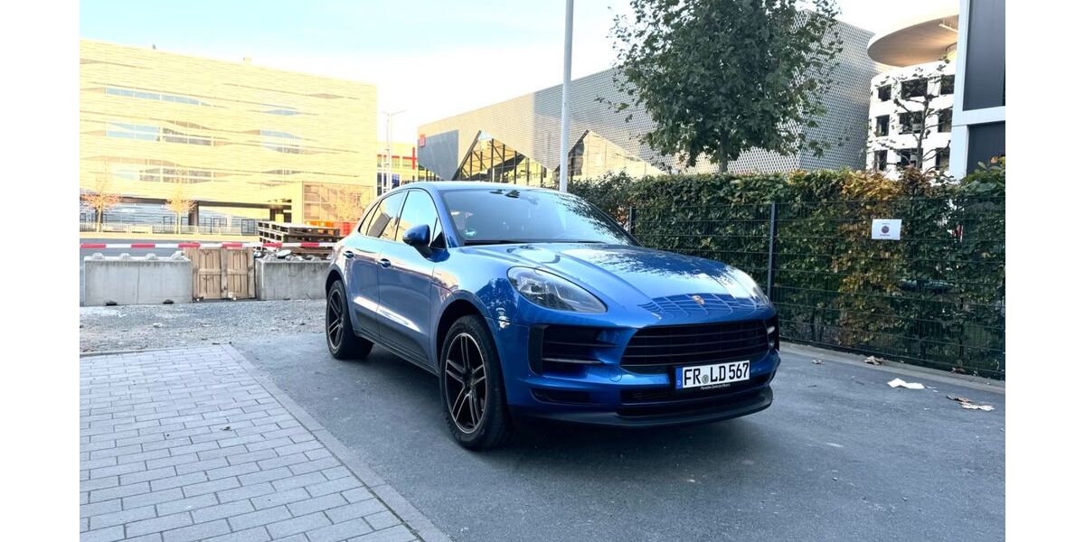 Porsche Macan 70.000 km 49.900 € Frankfurt 60326