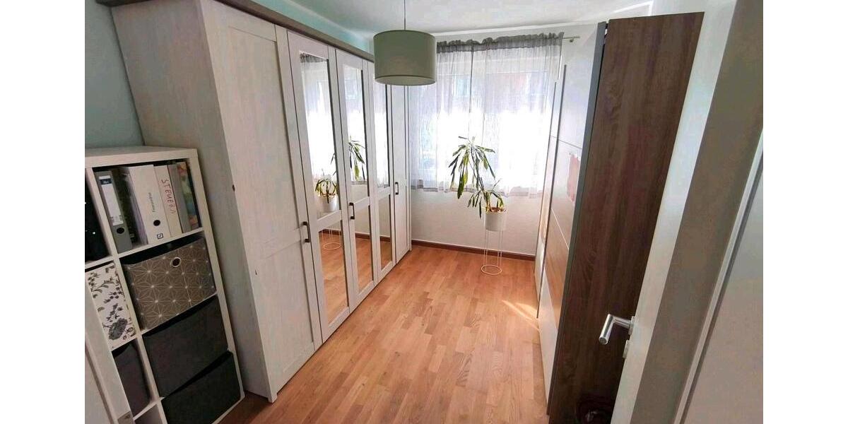 Reihenhaus Königs Wusterhausen - 6 Zimmer, 125 m&sup2;, 465.000&euro; | Angebot:27110272