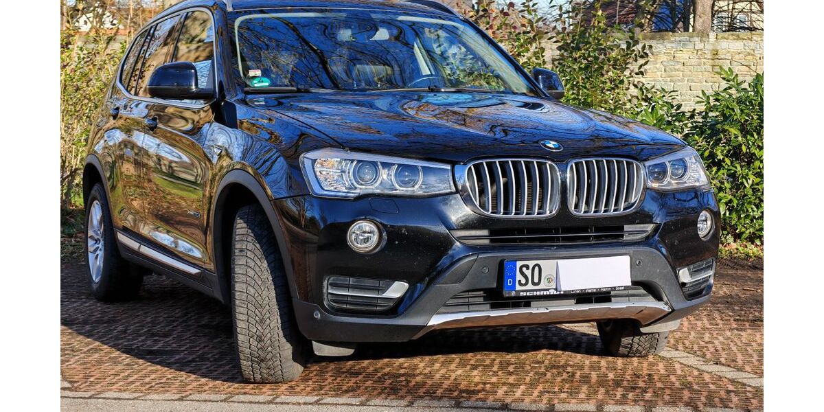 BMW X3 215.000 km 13.400 &euro; Soest 59494
