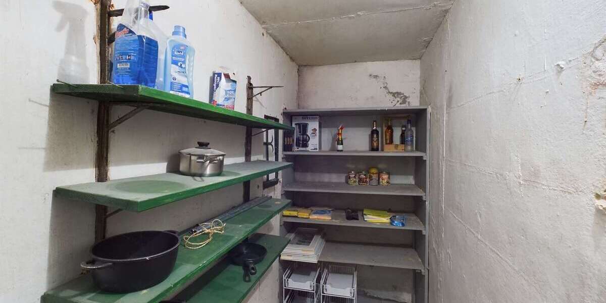 Einfamilienhaus mit viel Potenzial, großem Grundstück und vielseitig nutzbarem Nebengebäude - Einfamilienhaus Grimme Grimme | Angebot:25717453