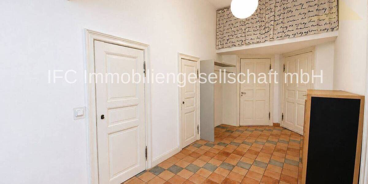 Etagenwohnung Dessau-Roßlau Siedlung - 4 Zimmer, 110 m&sup2;, 192.000&euro; | Angebot:26807340