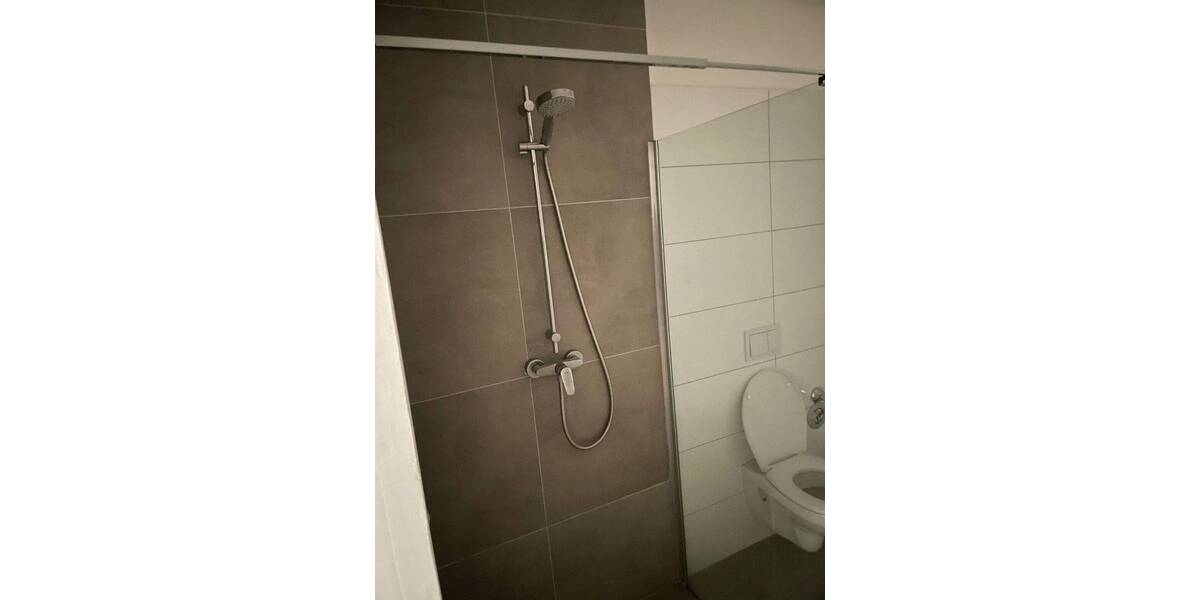 Etagenwohnung Springe - 2 Zimmer, 70 m&sup2;, 735&euro; | Angebot:26433849
