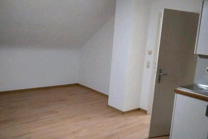 Wohnung Backnang - 2 Zimmer, 32 m&sup2;, 570&euro; | Angebot:26288215
