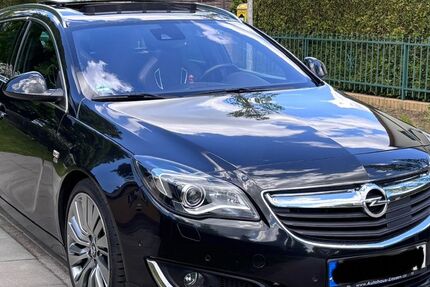 Opel Insignia 121.851 km 13.800 &euro; Zeesen 15711