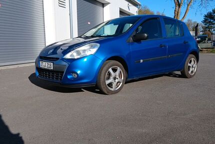 Renault Clio 163.000 km 3.300 &euro; Neubrandenburg 17034