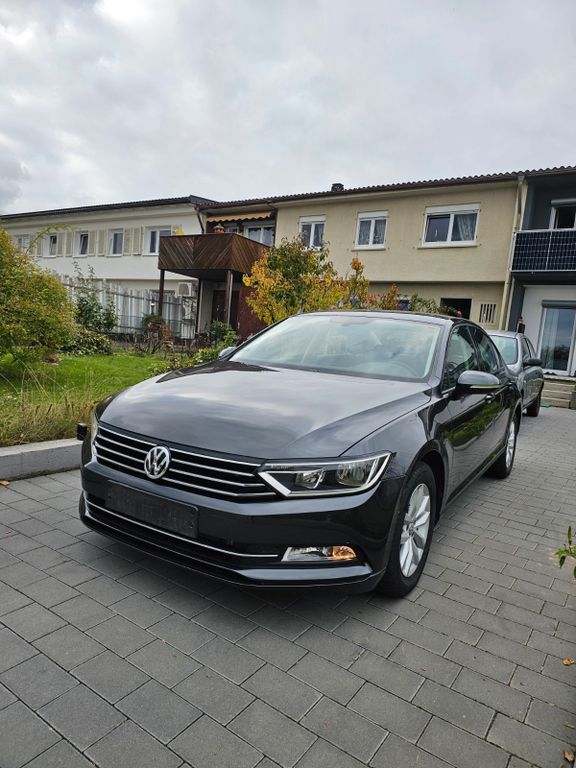 VW Passat 86.800 km 17.500 € Plochingen 73207