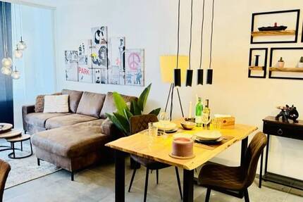 Wohnung Köln Zollstock - 2 Zimmer, 47 m&sup2;, 1.040&euro; | Angebot:26274144