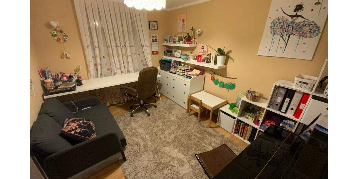 GLOBAL INVEST SINSHEIM | 2-3-Familienhaus in toller Lage von Ziegelhausen mit unverbaubarem Blick 1 zimmer