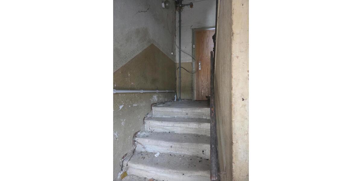 Mehrfamilienhaus, Wohnhaus Frohburg - 18 Zimmer, 450 m&sup2;, 95.000&euro; | Angebot:26932418