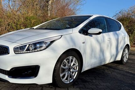 Kia ceed / Ceed 35.950 km 15.100 &euro; Schmitten 61389