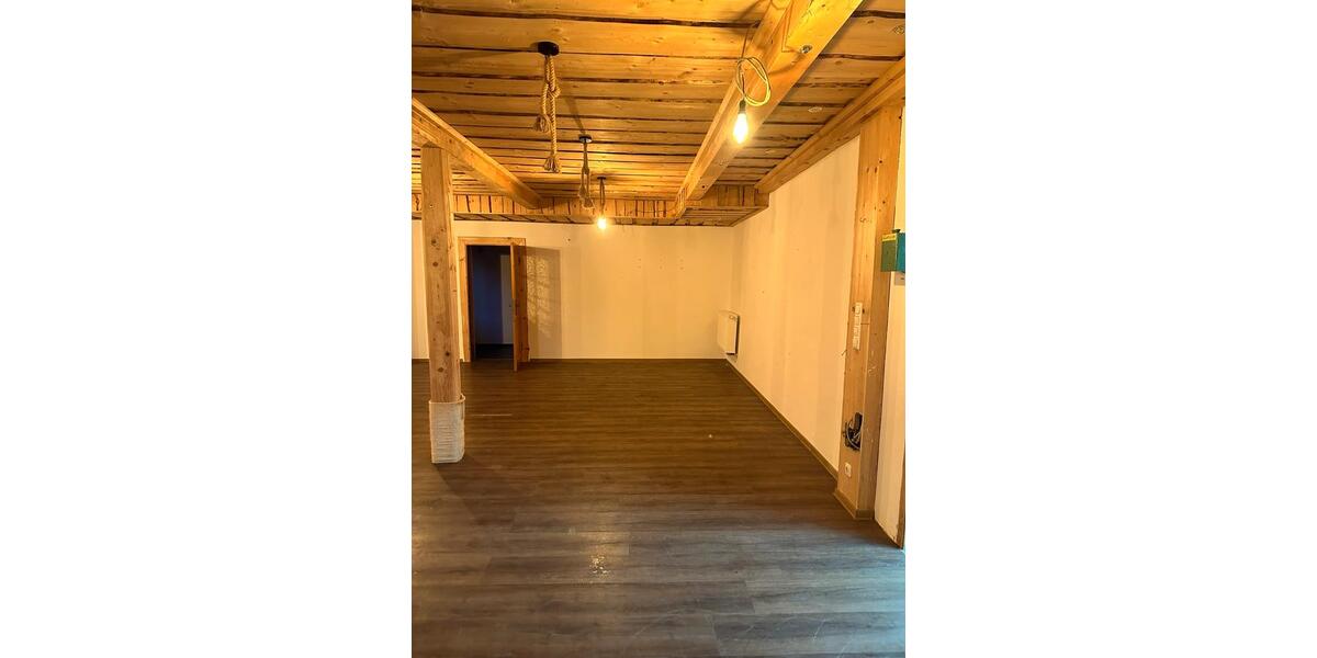 Gewerbeobjekt Bruckberg - 990&euro; | Angebot:24622190