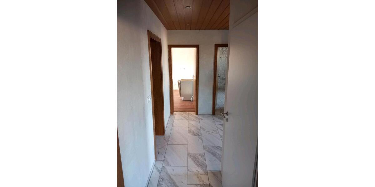 Etagenwohnung Anröchte - 2 Zimmer, 85 m&sup2;, 750&euro; | Angebot:25307130