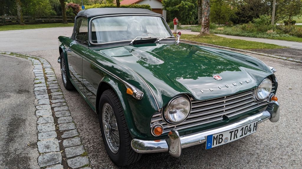 Triumph TR4 37.000 km 29.900 &euro; Holzkirchen 83607