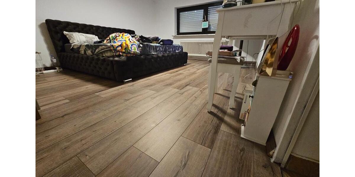 Einfamilienhaus Jockgrim - 6 Zimmer, 200 m&sup2;, 1.500&euro; | Angebot:25957931