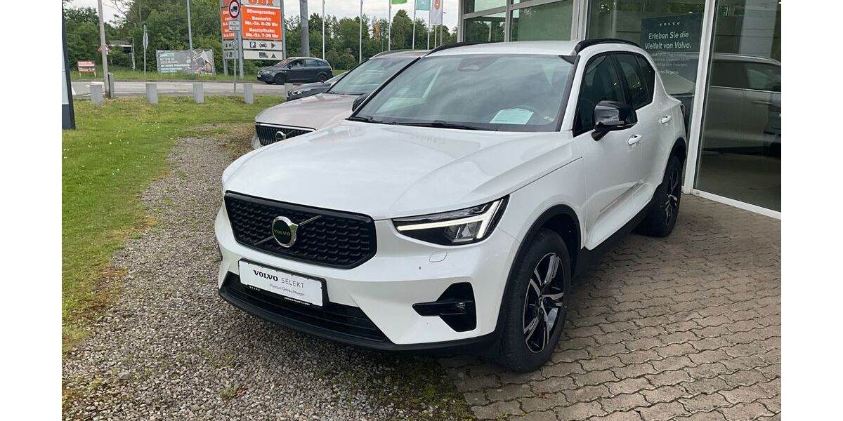 Volvo XC40 28.881 km 34.950 &euro; Lübbecke 32312