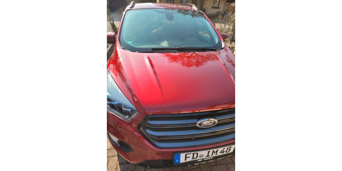 Ford Kuga 60.000 km 15.700 &euro; Burghaun 36151