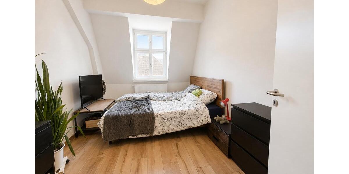 Dachgeschoßwohnung Saarlouis - 3 Zimmer, 63 m&sup2;, 650&euro; | Angebot:26456186