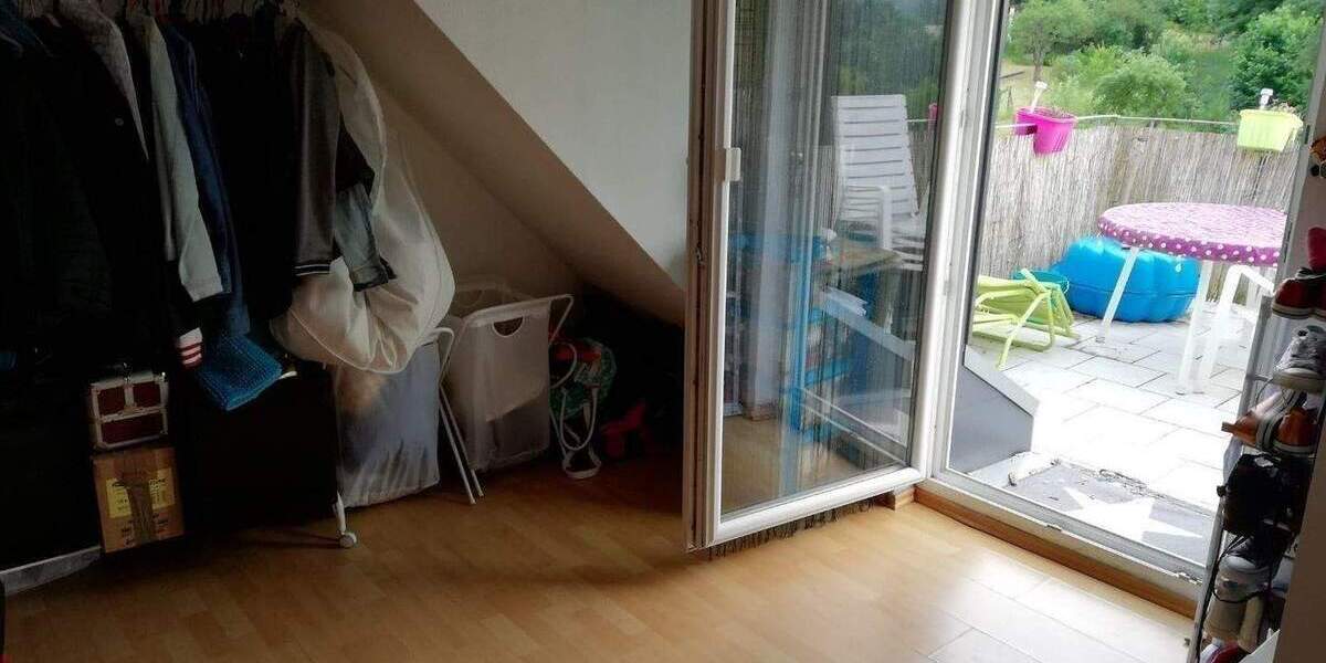 Doppelhaushälfte mit 3 Wohneinheiten in Dudweiler zu verkaufen! 6 zimmer