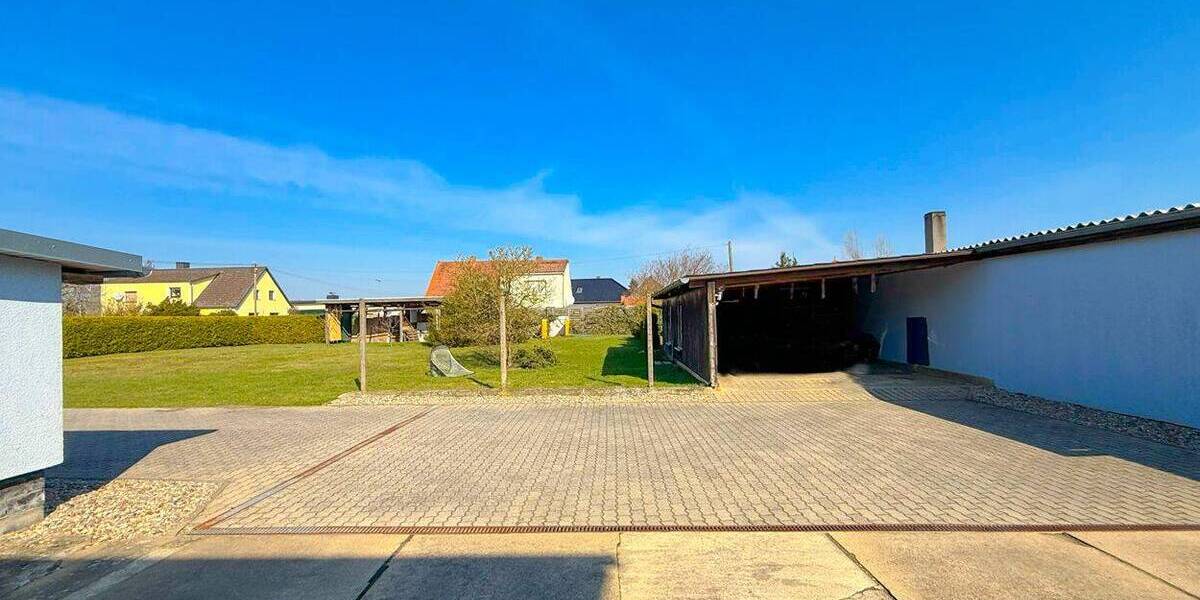 Mehrfamilienhaus, Wohnhaus Seehausen - 7 Zimmer, 271 m&sup2;, 165.000&euro; | Angebot:26261554