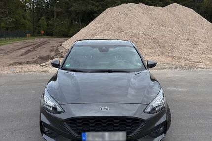 Ford Focus 92.622 km 16.000 &euro; Bawinkel 49844