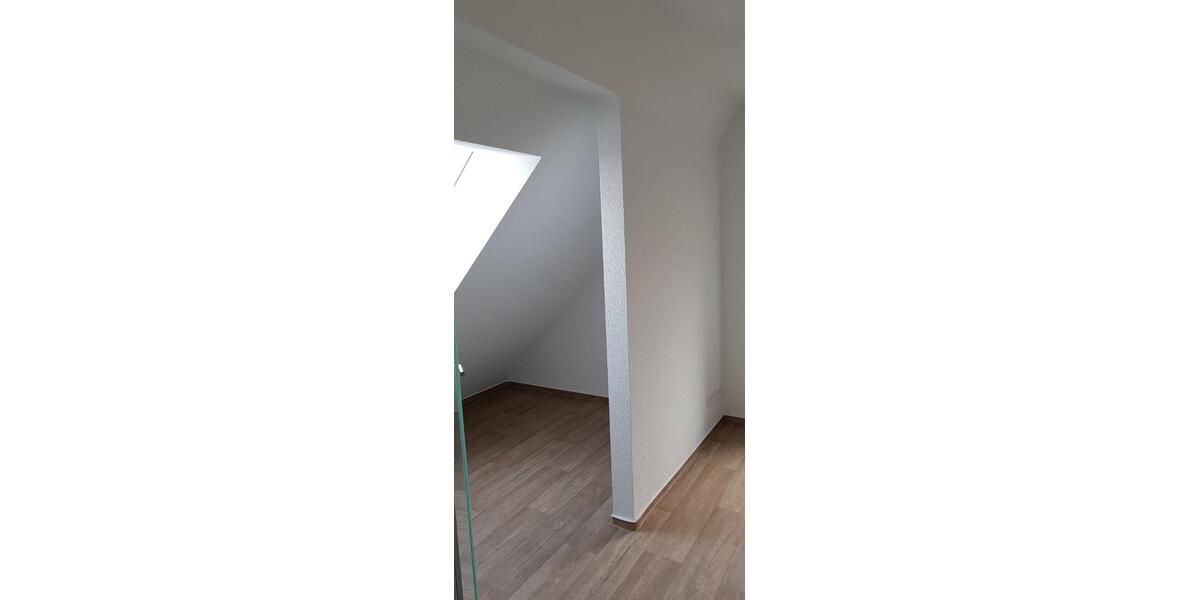 Dachgeschoßwohnung Zörbig - 2 Zimmer, 60 m&sup2;, 475&euro; | Angebot:26703979