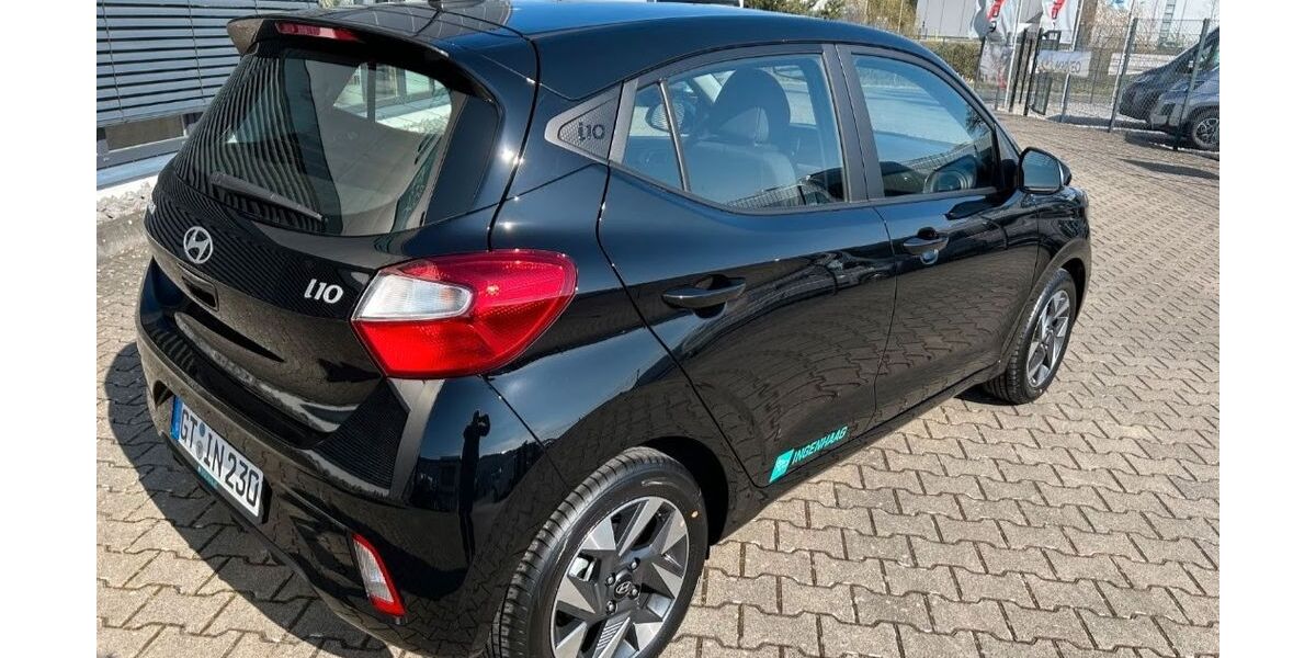 Hyundai i10 11.000 km 16.900 &euro; Iserlohn 58638
