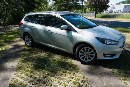 Ford Focus 102.000 km 7.890 &euro; Rudolstadt 07407