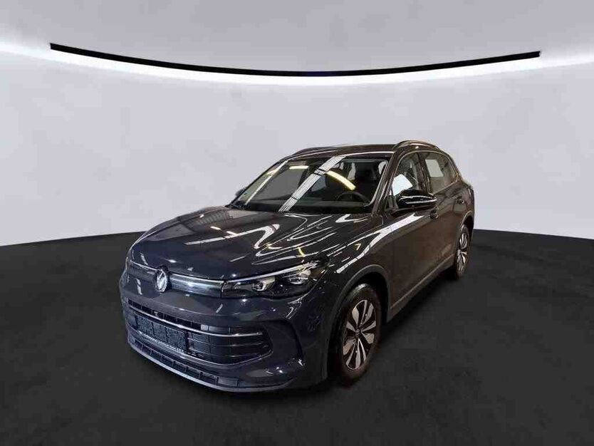 VW Tiguan 7.900 km 36.880 € Eichenzell 36124