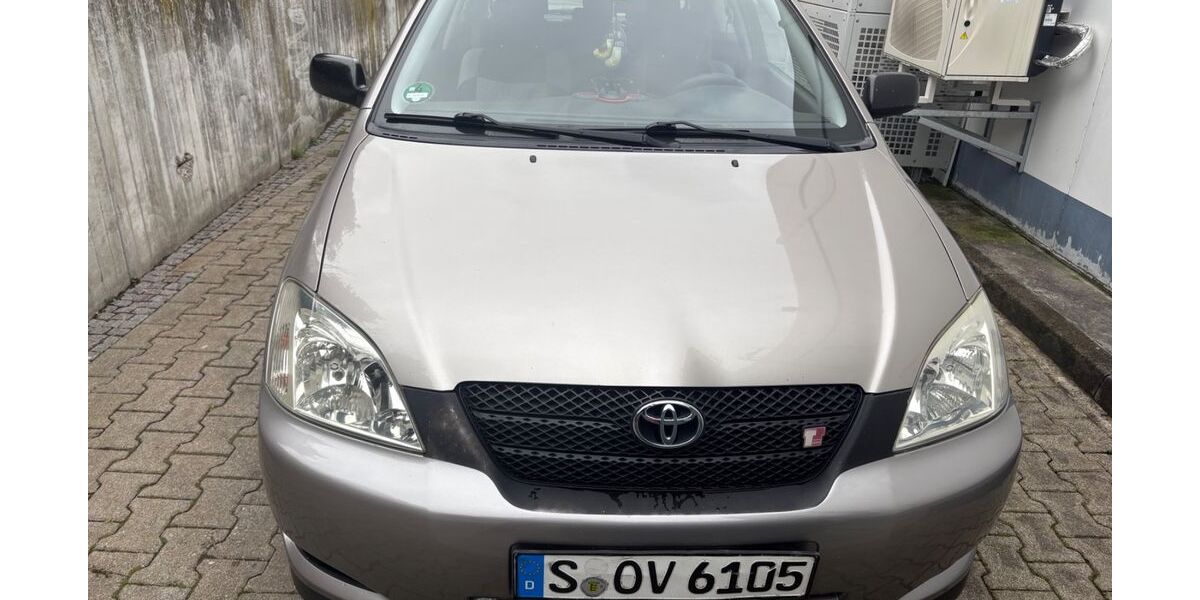 Toyota Corolla 294.450 km 3.400 &euro; Stuttgart 70499