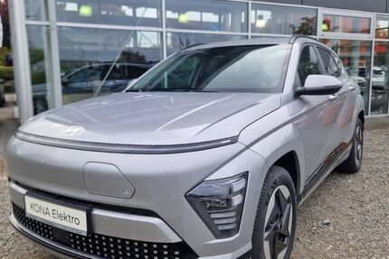 Hyundai KONA Elektro 3.534 km 44.900 € Offenburg 77652