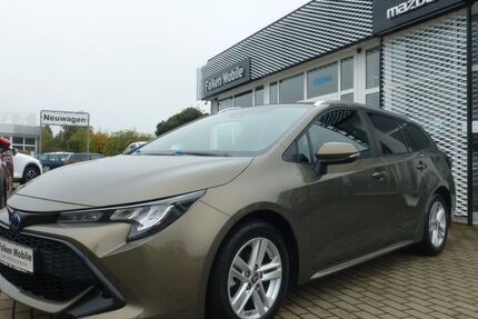 Toyota Corolla 32.821 km 23.990 € Aschersleben 06449