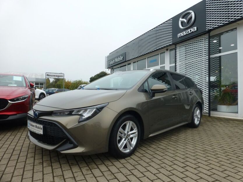 Toyota Corolla 32.821 km 23.990 € Aschersleben 06449