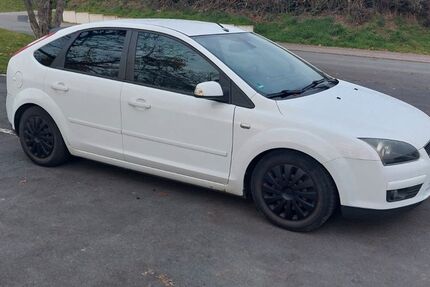 Ford Focus 146.850 km 1.950 &euro; Weilburg 35781