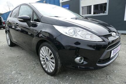 Ford Fiesta 215.000 km 4.400 &euro; Leer 26789