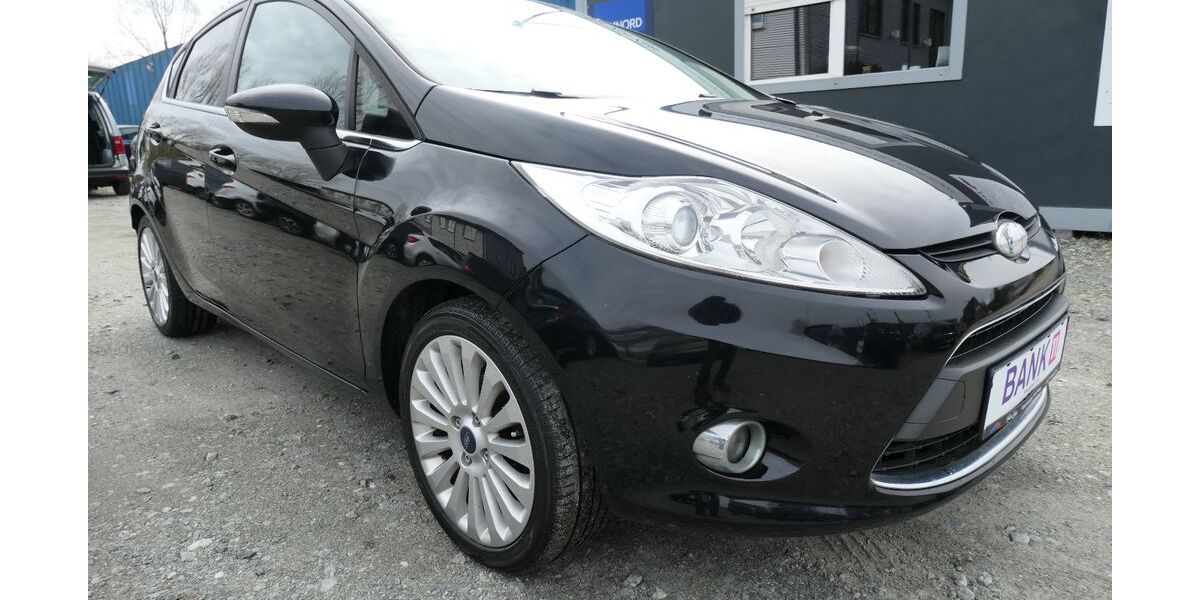 Ford Fiesta 215.000 km 4.400 &euro; Leer 26789