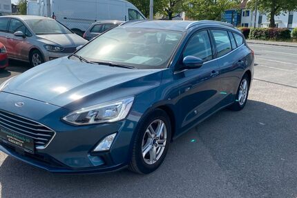 Ford Focus 64.025 km 14.150 &euro; Zirndorf 90513