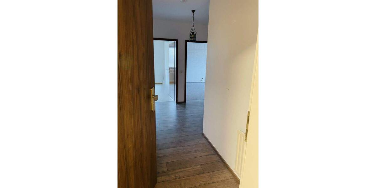 Etagenwohnung Burghausen - 2 Zimmer, 69 m&sup2;, 180.000&euro; | Angebot:25909024