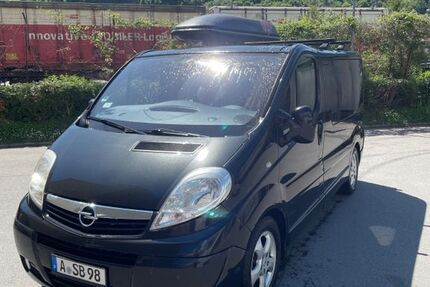 Opel Vivaro 180.000 km 11.200 &euro; Augsburg 86179