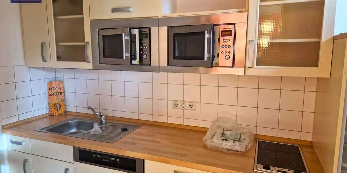 Firmenkomplex mit Garage und Einliegerwohnung 22 zimmer