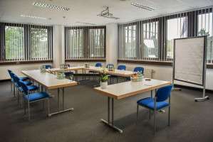 Büro in Regensburg 2.400 € 90 m² zimmer